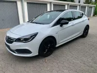 Gebraucht Opel Astra Dynamic 125 PS (91 kW) 2018 Weiß Limousine