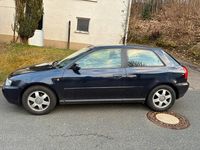Gebraucht Audi A3 Ambiente 101 PS (74 kW) 1998 Blau Kleinwagen