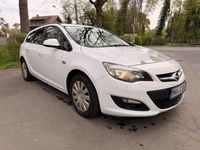 Używany Opel Astra Edition 140 KM (102 kW) 2014 Biały Kombi