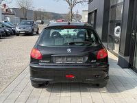 Gebraucht Peugeot 206 75 PS (55 kW) 2006 Schwarz Kleinwagen