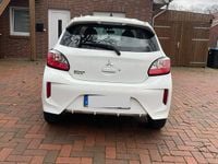 Gebraucht Mitsubishi Space Star 80 PS (58 kW) 2021 Weiß Kleinwagen