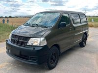 Gebraucht Toyota HiAce 117 PS (86 kW) 2011 Grün Van / Kleinbus