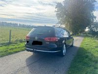 Gebraucht VW Passat Highline 140 PS (102 kW) 2013 Schwarz Limousine