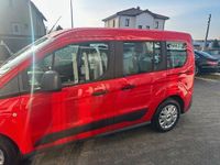 Gebraucht Ford Tourneo Connect Trend 101 PS (74 kW) 2018 Rot Van / Kleinbus
