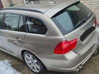 Gebraucht BMW 325 204 PS (150 kW) 2010 Beige Kombi