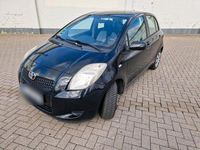 Gebraucht Toyota Yaris 70 PS (51 kW) 2007 Schwarz Kleinwagen