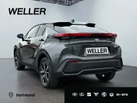 Neu Toyota C-HR 140 PS (102 kW) 2026 Grey metallic (1g3) / black (202) (schwarz) SUV