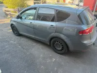 Używany Seat Altea XL 110 KM (80 kW) 2012 Srebrny Minivan