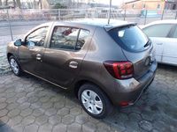 Gebraucht Dacia Sandero Lauréate 73 PS (53 kW) 2018 Nerzbraun Kleinwagen