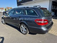 Gebraucht Mercedes E250 Avantgarde 204 PS (150 kW) 2012 Grau Kombi