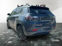 Käytetty Jeep Compass 130 HP (95 kW) 2022 Sininen Katumaasturi