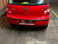 Gebraucht VW Polo 64 PS (47 kW) 2002 Rot Kleinwagen