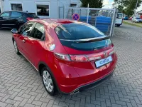 Gebraucht Honda Civic Comfort 99 PS (72 kW) 2009 Rot Limousine