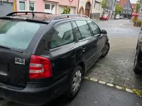 Używany Skoda Octavia 105 KM (77 kW) 2006 Czarny Sedan/Limuzyna