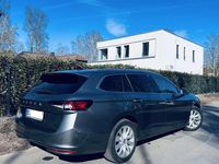 Gebraucht Skoda Superb Selection 150 PS (110 kW) 2024 Grau Kombi