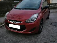 Gebraucht Hyundai ix20 90 PS (66 kW) 2011 Rot Kleinwagen
