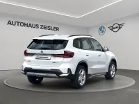 Gebraucht BMW X1 xLine 156 PS (114 kW) 2023 Alpinweiß uni SUV