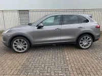 Gebraucht Porsche Cayenne 245 PS (180 kW) 2012 Grau SUV