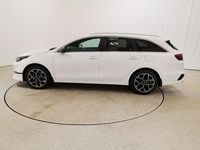 Gebraucht Kia Ceed Sportswagon 140 PS (102 kW) 2024 Deluxeweiß Kombi