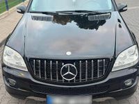 Gebraucht Mercedes ML320 224 PS (164 kW) 2008 Schwarz SUV
