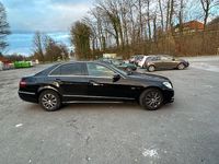 Gebraucht Mercedes E300 Avantgarde 231 PS (169 kW) 2011 Schwarz Limousine