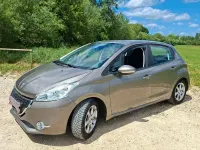 Gebraucht Peugeot 208 Active 95 PS (69 kW) 2012 Grau Kleinwagen