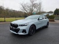 Gebraucht BMW 520 M Sport 208 PS (152 kW) 2024 Grau Limousine