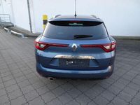 Gebraucht Renault Mégane GrandTour Bose Edition 159 PS (116 kW) 2019 Blau (metallic) Kombi
