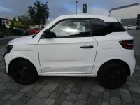 Neu Ligier JS50 2026 Gletscherweiß Kleinwagen