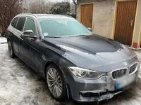 Second-hand BMW 330 258 CP (189 kW) 2013 Albastru Break