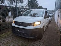 Gebraucht Peugeot Partner 115 PS (84 kW) 2021 Lack weiss banquise/typ aussenve Van / Kleinbus