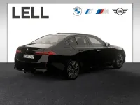 Neu BMW 540 M Sport 303 PS (222 kW) 2026 Schwarz Limousine