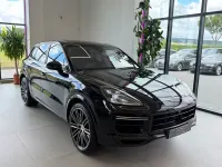 Gebraucht Porsche Cayenne Turbo 549 PS (403 kW) 2018 Schwarz SUV