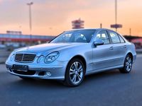 Gebraucht Mercedes E200 163 PS (119 kW) 2003 Silber Limousine