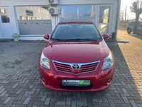 Gebraucht Toyota Avensis Sol 126 PS (92 kW) 2010 Rot Limousine