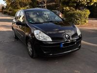 Second-hand Renault Clio II 75 CP (55 kW) 2009 Negru Berlinǎ