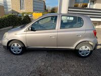 Gebraucht Toyota Yaris 65 PS (47 kW) 2005 Grau Kleinwagen