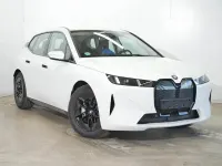 Gebraucht BMW iX 300 kW (408 PS) 2025 Alpinweiß SUV
