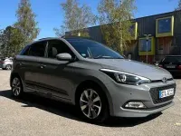 Gebraucht Hyundai i20 101 PS (74 kW) 2015 Grau Limousine
