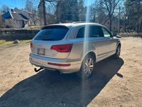 Second-hand Audi Q7 244 CP (179 kW) 2011 Argintiu SUV