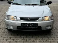 Używany Mazda 323 88 KM (64 kW) 1998 Srebrny Hatchback