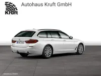 Gebraucht BMW 530 Luxury Line 265 PS (194 kW) 2019 Mineralweiß Kombi