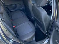 Gebraucht Hyundai i20 Edition 86 PS (63 kW) 2014 Grau Kleinwagen