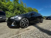 Gebraucht Opel Astra GTC OPC 280 PS (205 kW) 2013 Schwarz