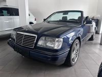 Gebraucht Mercedes E200 Edition 136 PS (100 kW) 1996 Blau Cabrio