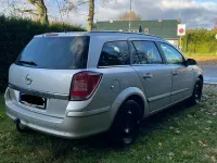 Gebraucht Opel Astra 140 PS (102 kW) 2009 Silber Kombi