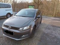 Gebraucht VW Polo 90 PS (66 kW) 2014 Grau Limousine