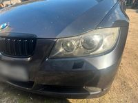 Gebraucht BMW 320 150 PS (110 kW) 2006 Grau Limousine