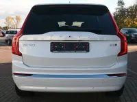 Gebraucht Volvo XC90 Plus 235 PS (172 kW) 2023 Crystal white pearl SUV