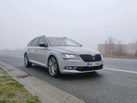 Gebraucht Skoda Superb SportLine 190 PS (139 kW) 2018 Grau Kombi